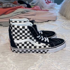 vans checkered hightops